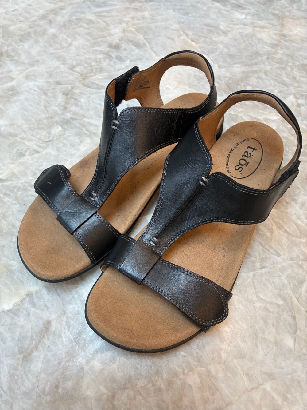 Taos Footwear Black Leather Slingback T-Strap Sandals